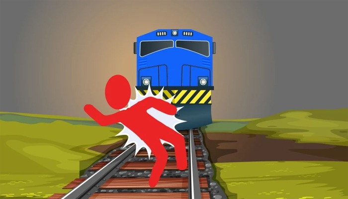 ফতুল্লায় ট্রেনে কাটা পড়ে যুবকের দেহ দ্বিখণ্ডিত